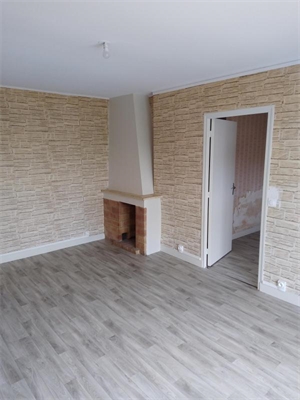 t4 à la location -   10280  FONTAINE LES GRES, surface 79 m2 location t4 - UBI477768197